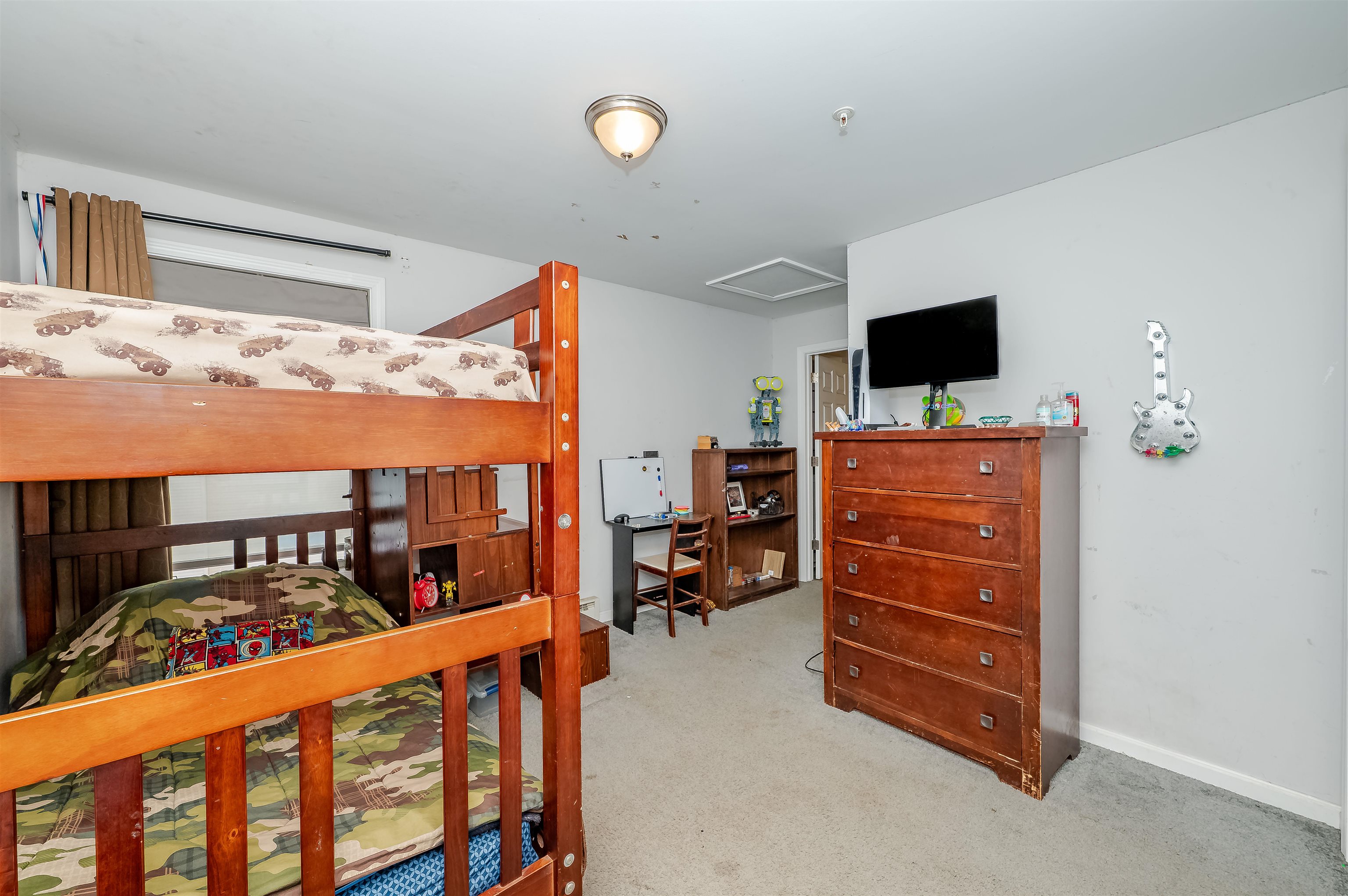 80 Trinity Circle Unit: B