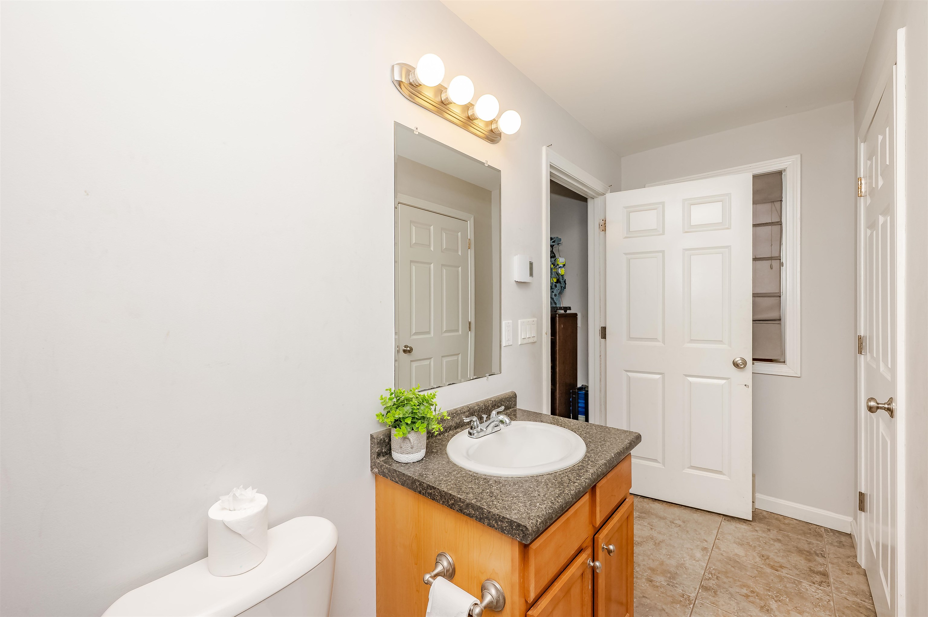 80 Trinity Circle Unit: B