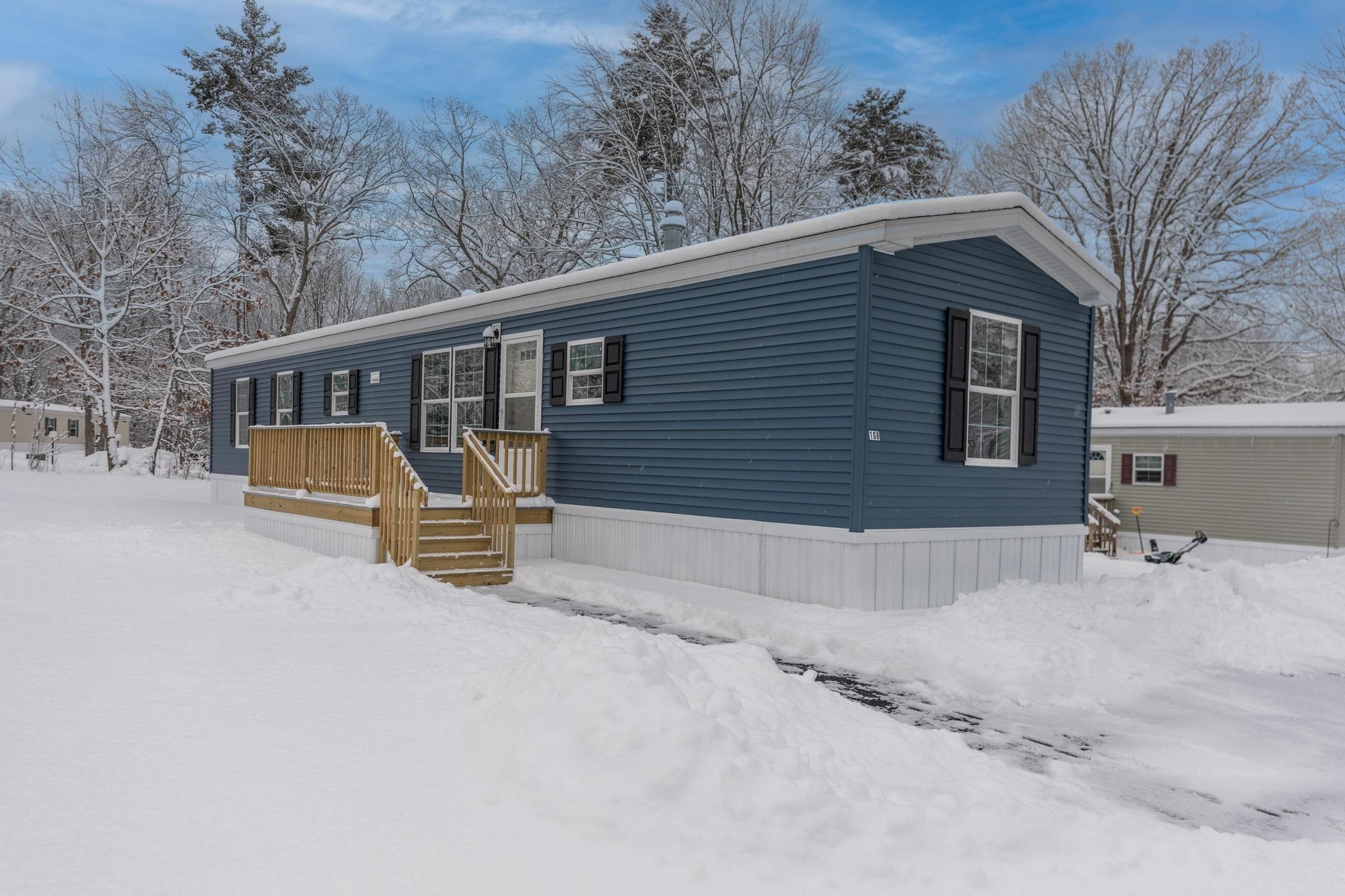 108 Colonial Village