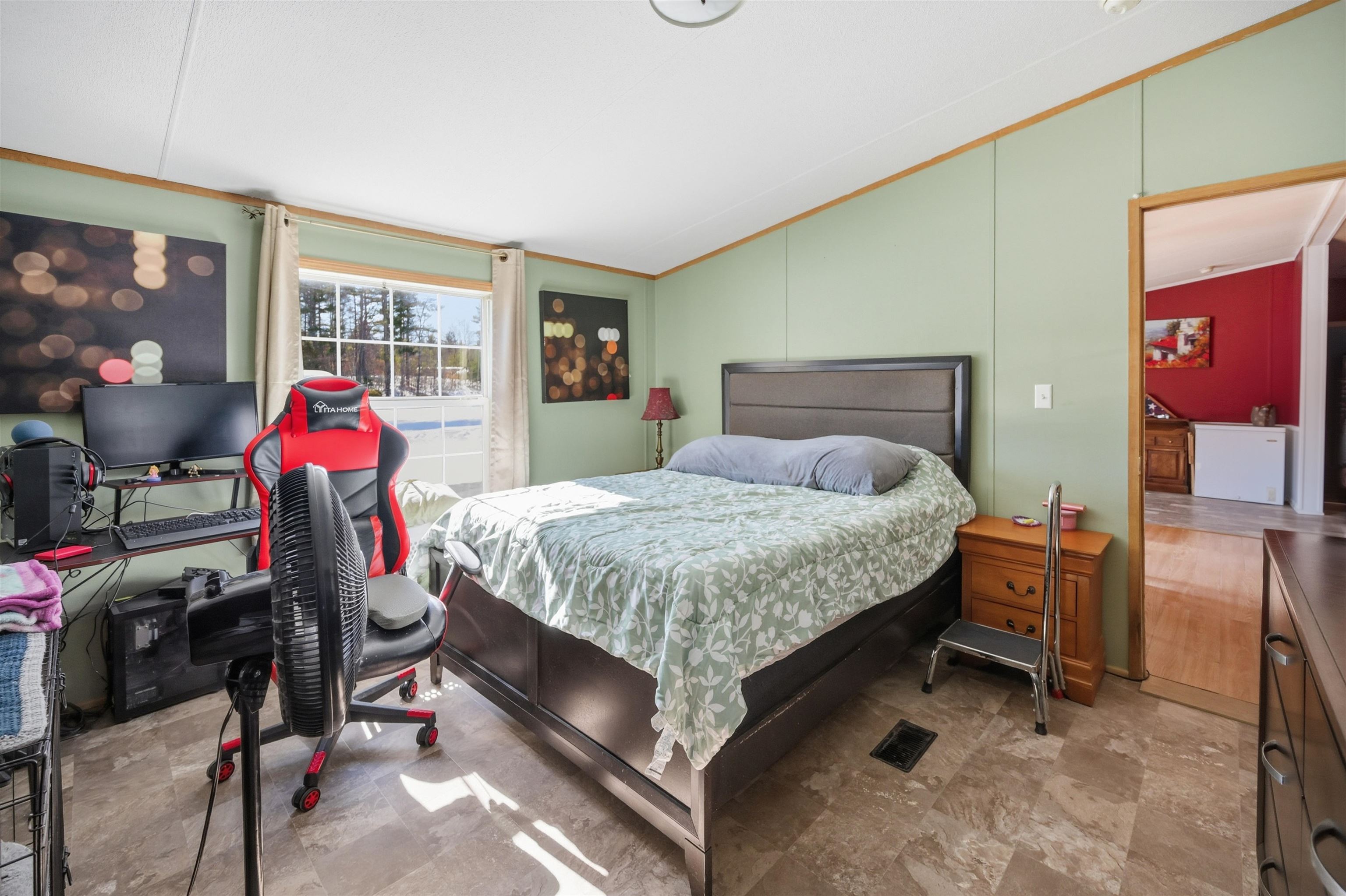 11 Darren Drive
