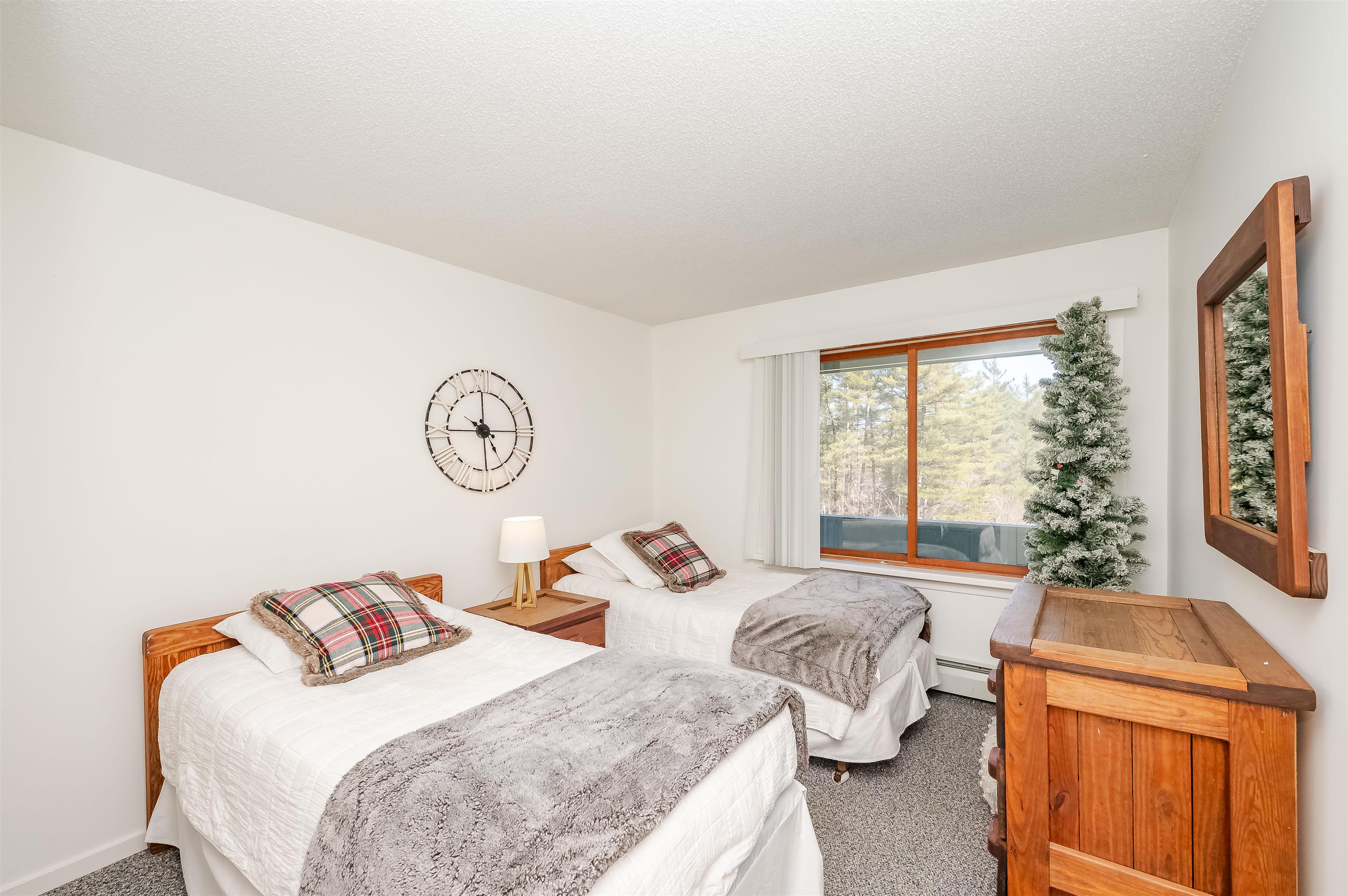 11 Seasons At Attitash Road Unit: H