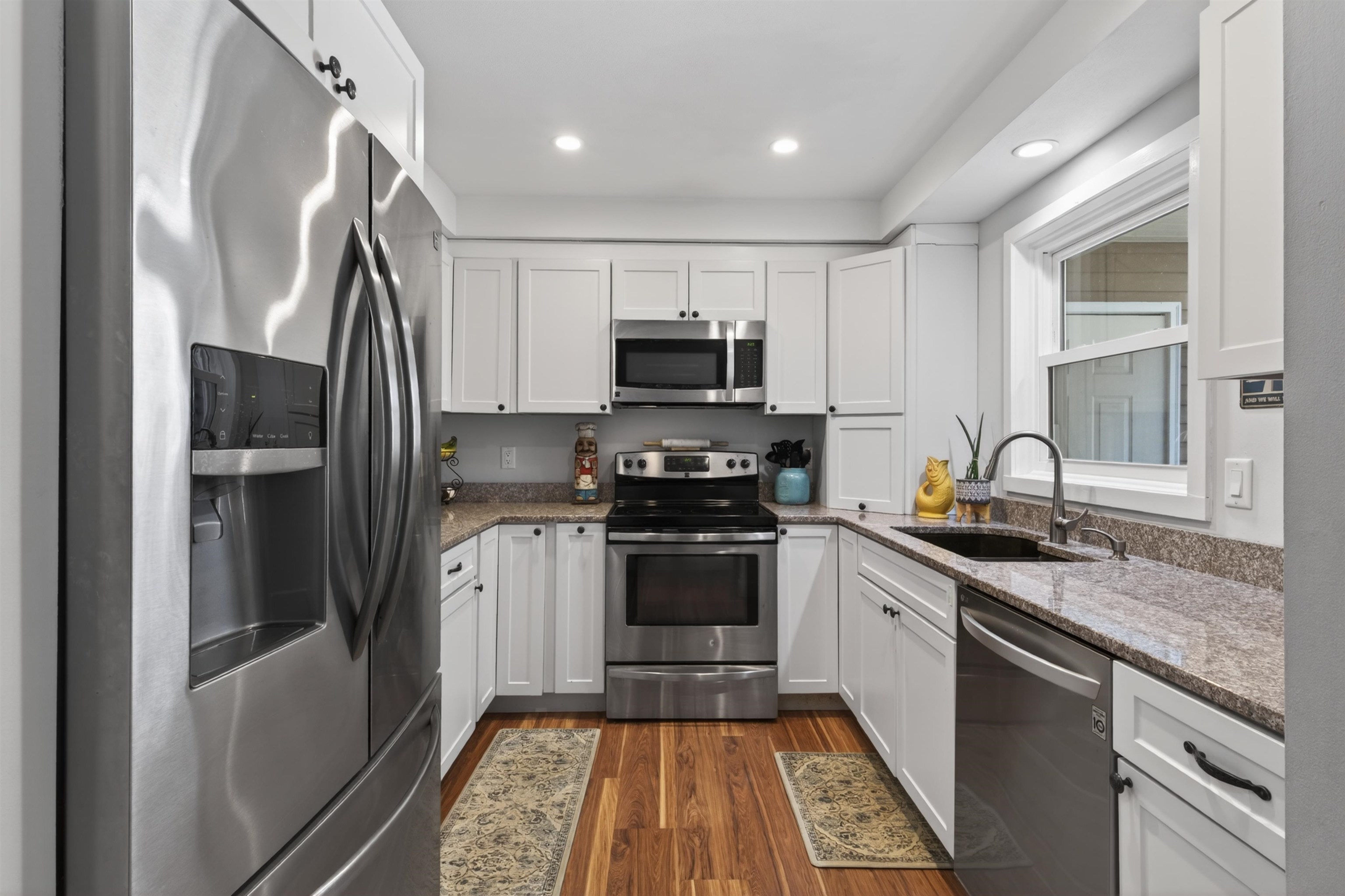 24 Swaan Drive