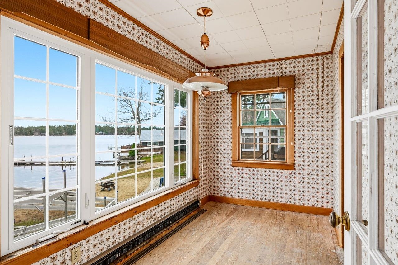 48 Kingsbury Drive Unit: A & B
