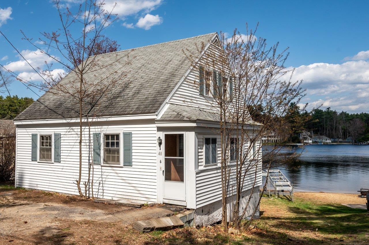 48 Kingsbury Drive Unit: A & B