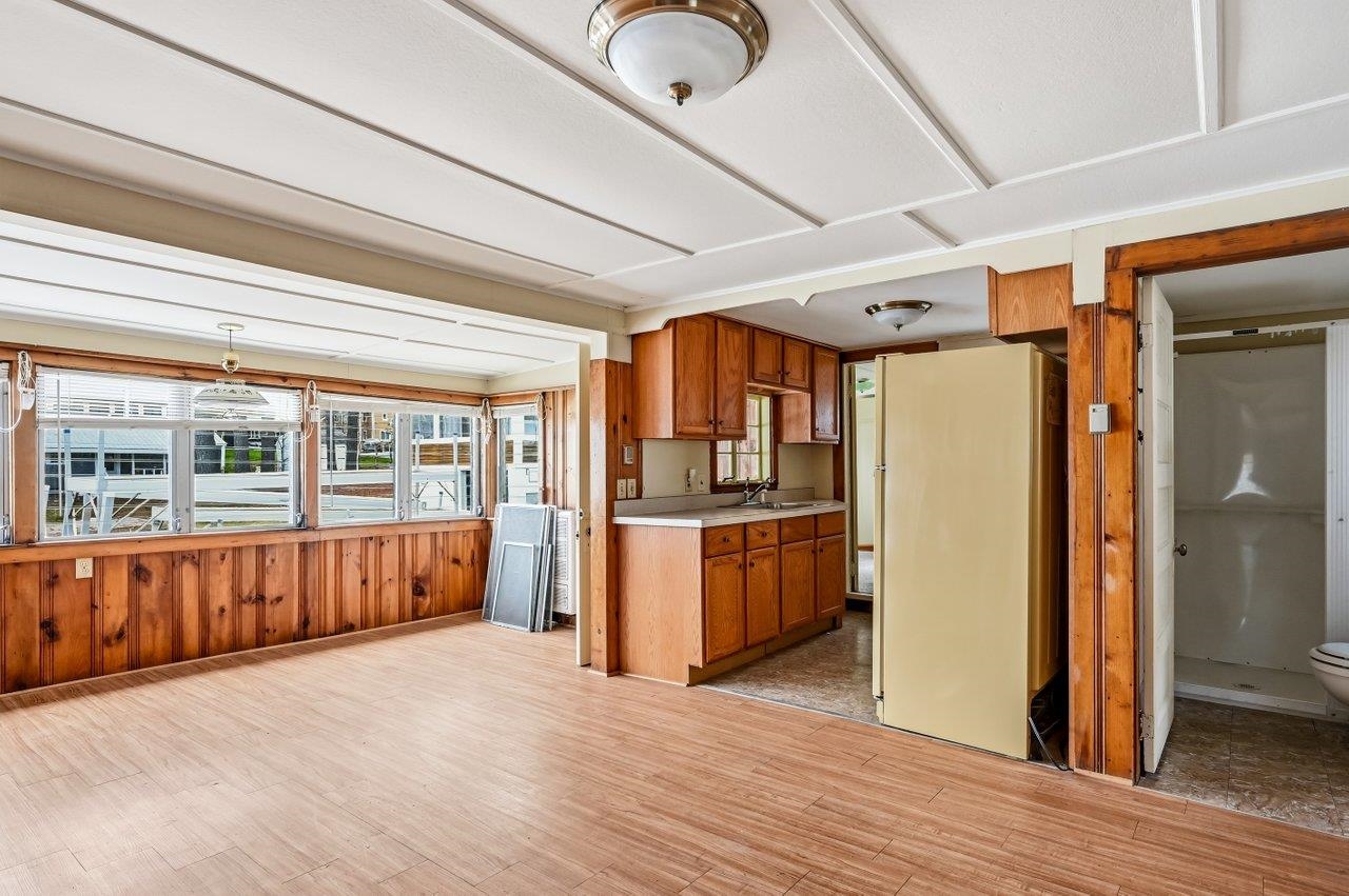 48 Kingsbury Drive Unit: A & B