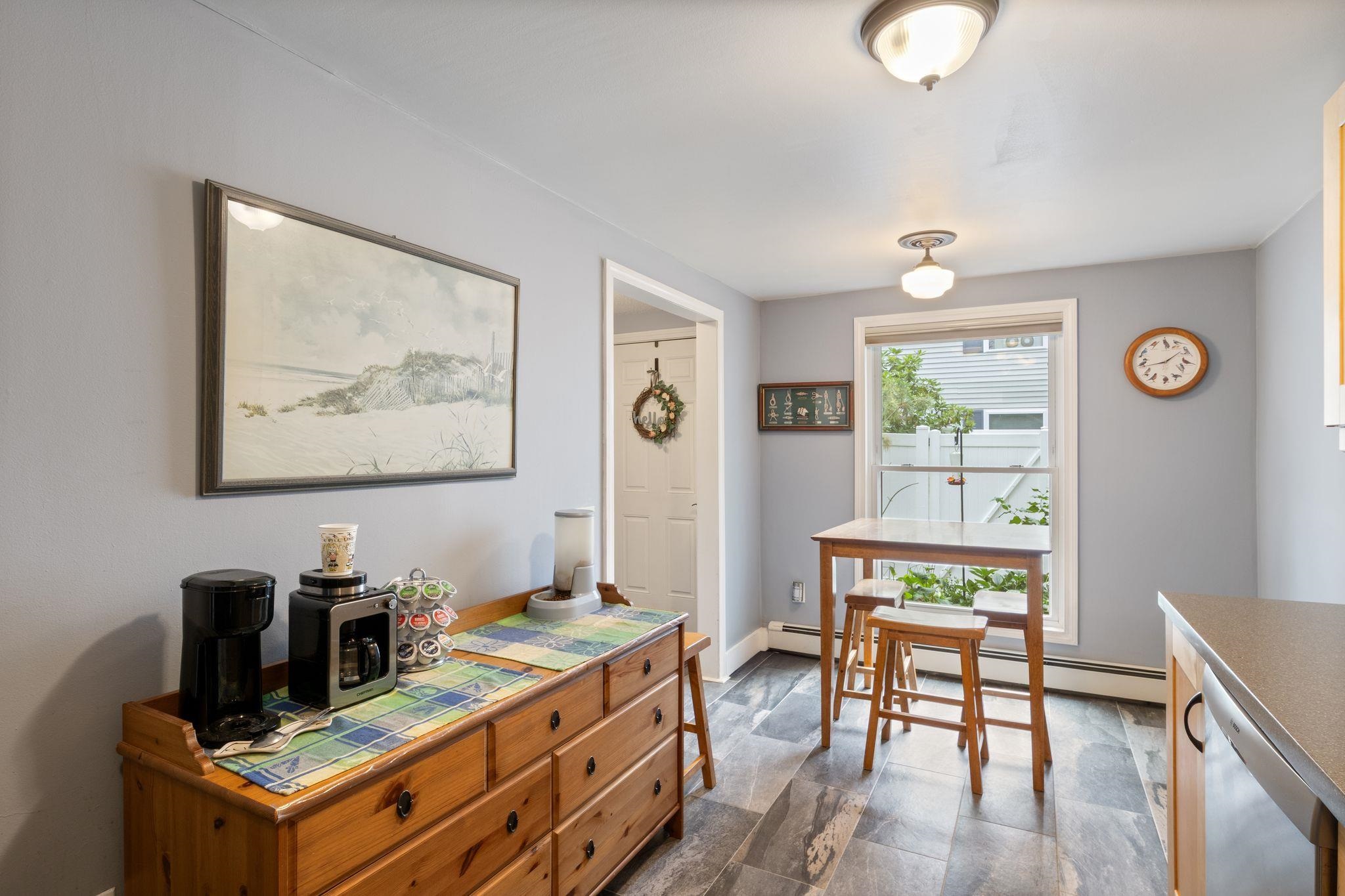 9 Hemlock Forest Drive