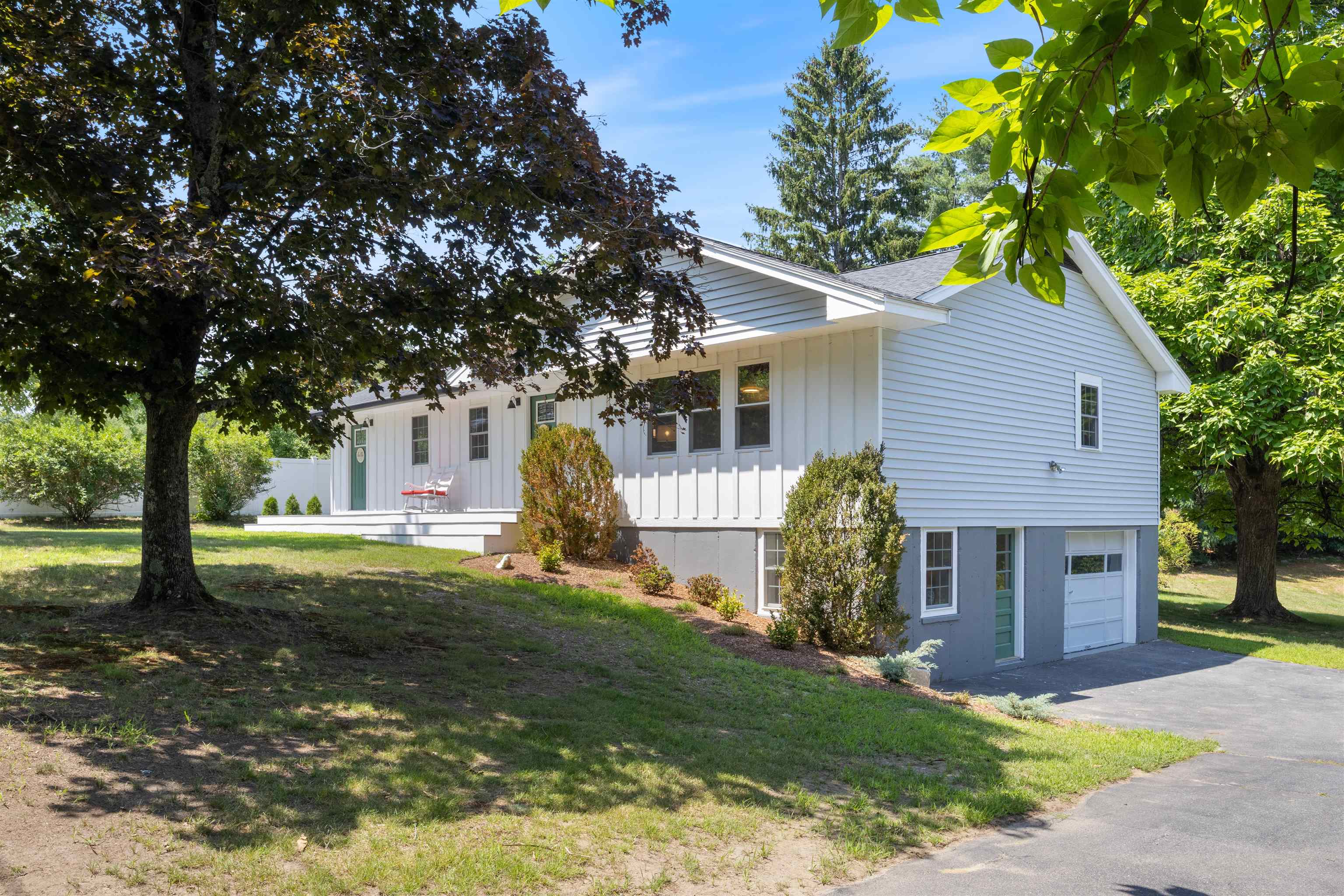 99 Pond Street
