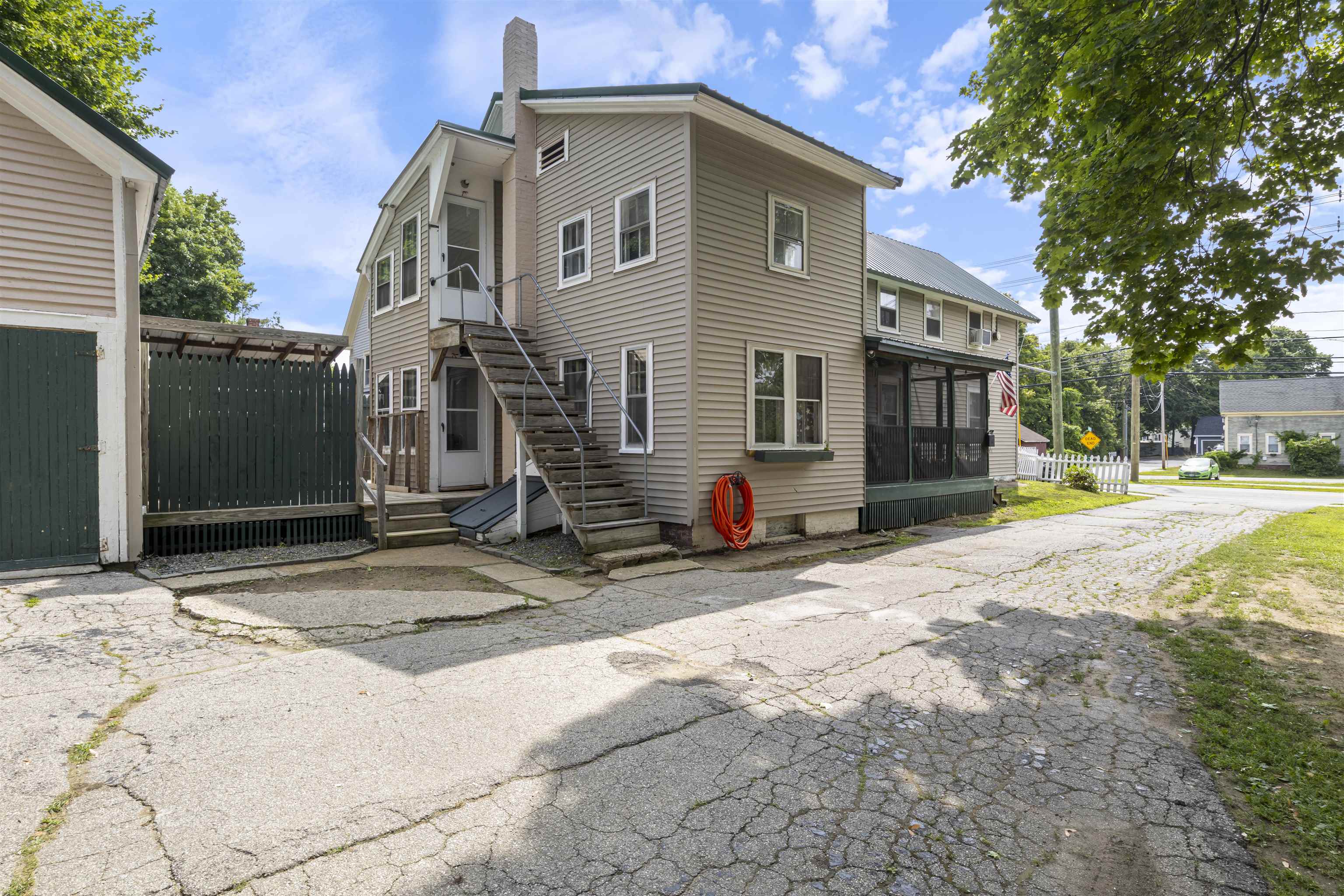 394 Portland Street