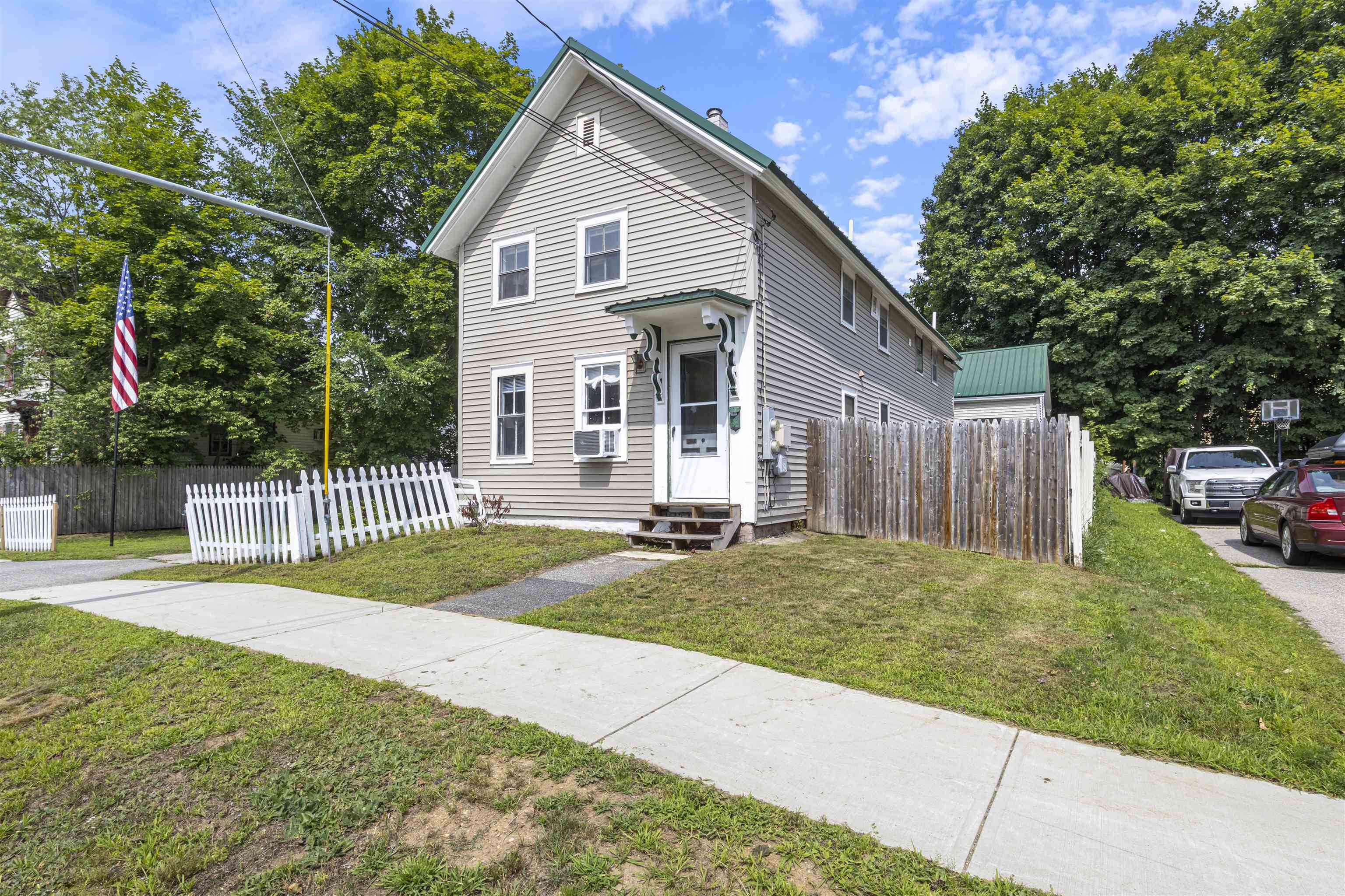 394 Portland Street