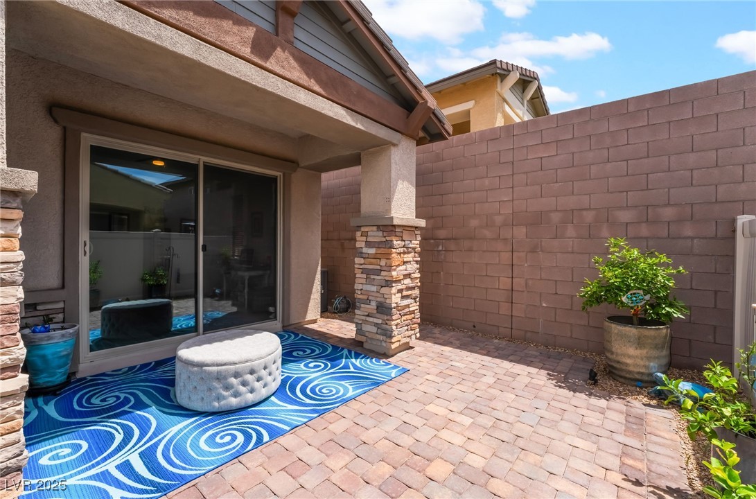 778 Dainty Daffodil Street