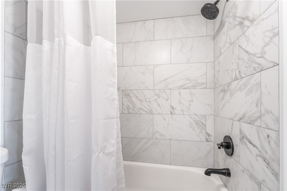 3543 Blackstone Street