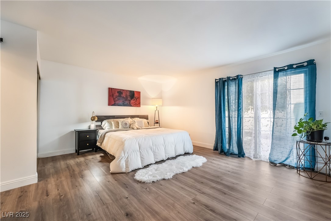 3543 Blackstone Street