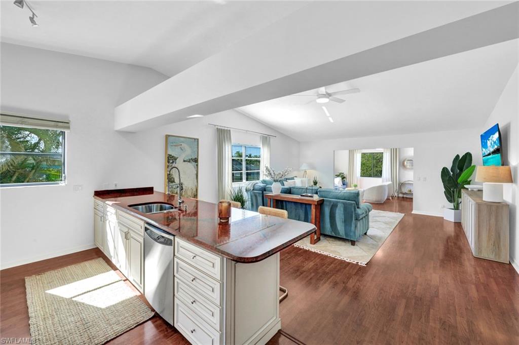 1285 Grand Canal DR