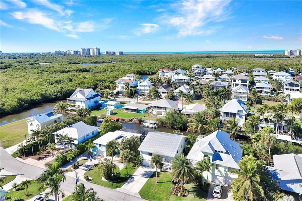 1285 Grand Canal DR