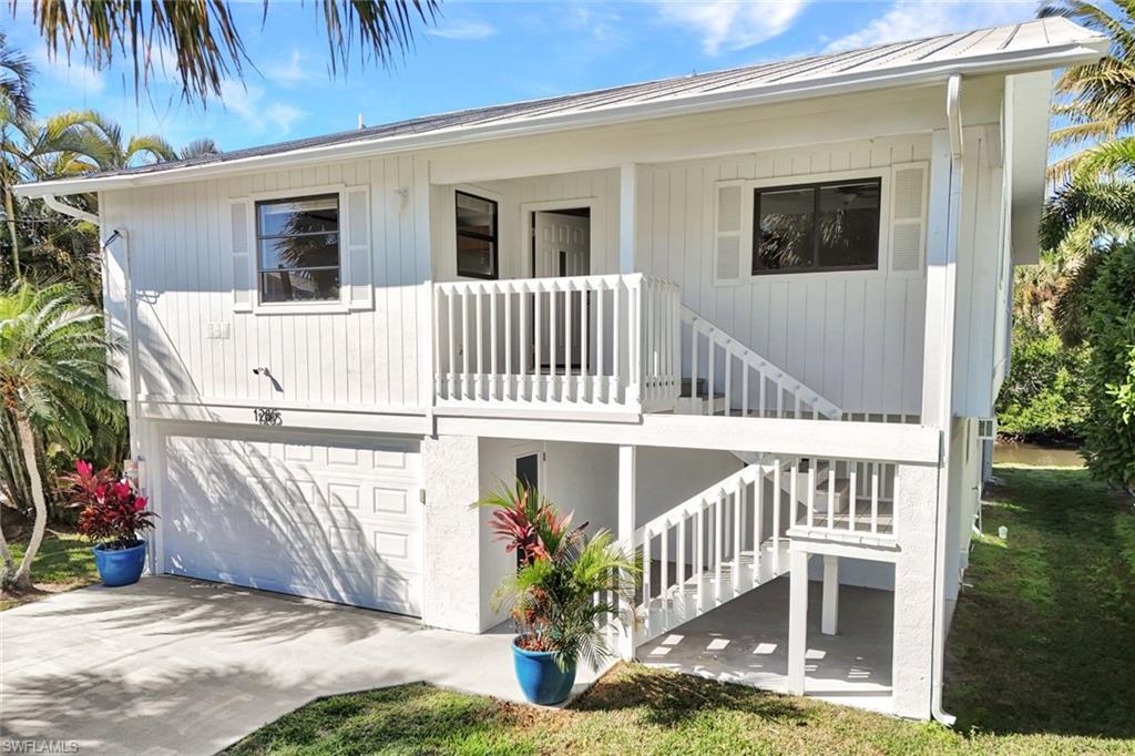 1285 Grand Canal DR
