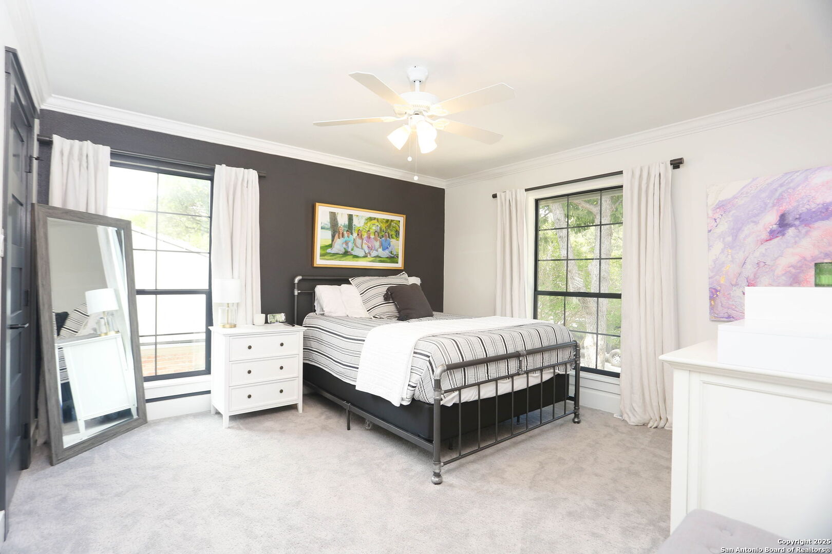 8306 Country Side