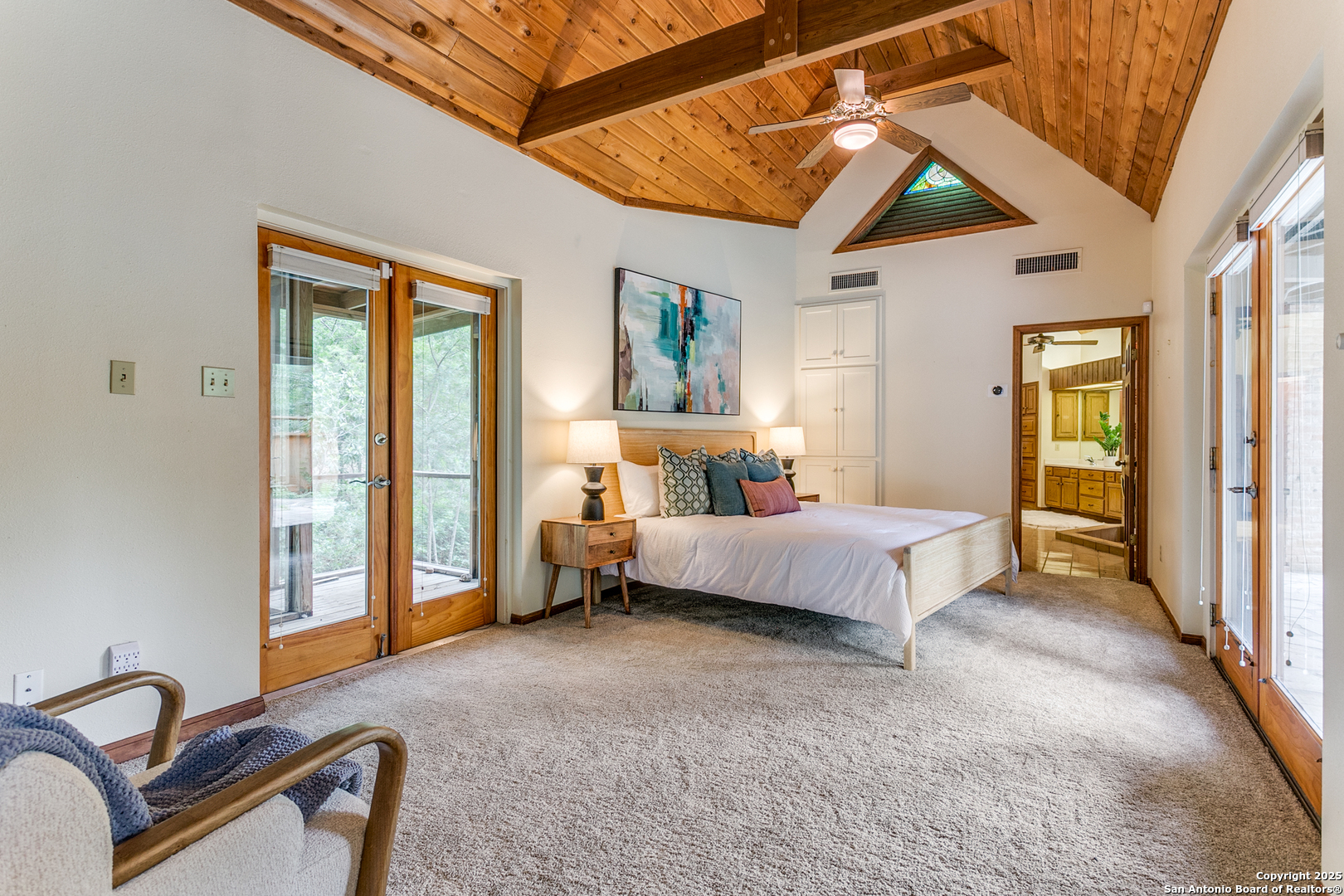 2603 Brookhurst