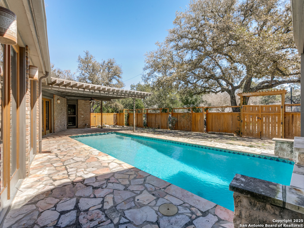 2603 Brookhurst