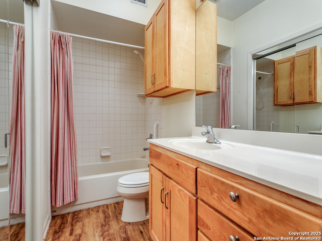 2603 Brookhurst