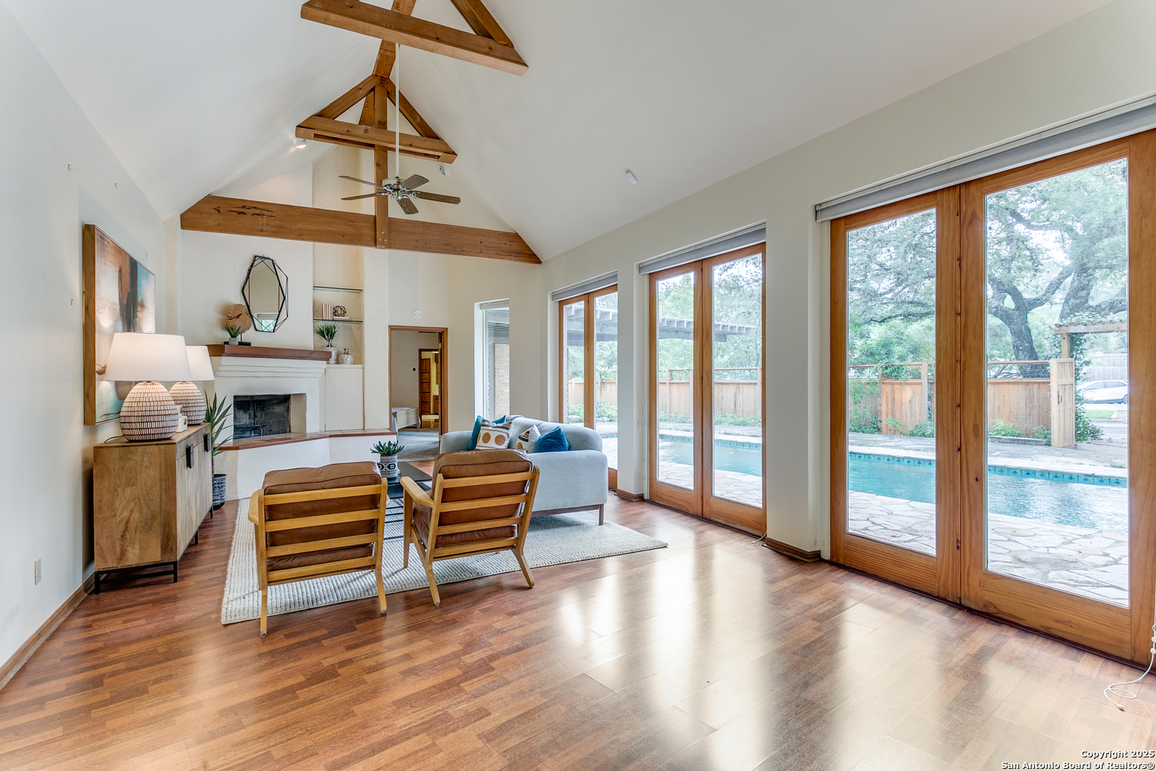 2603 Brookhurst