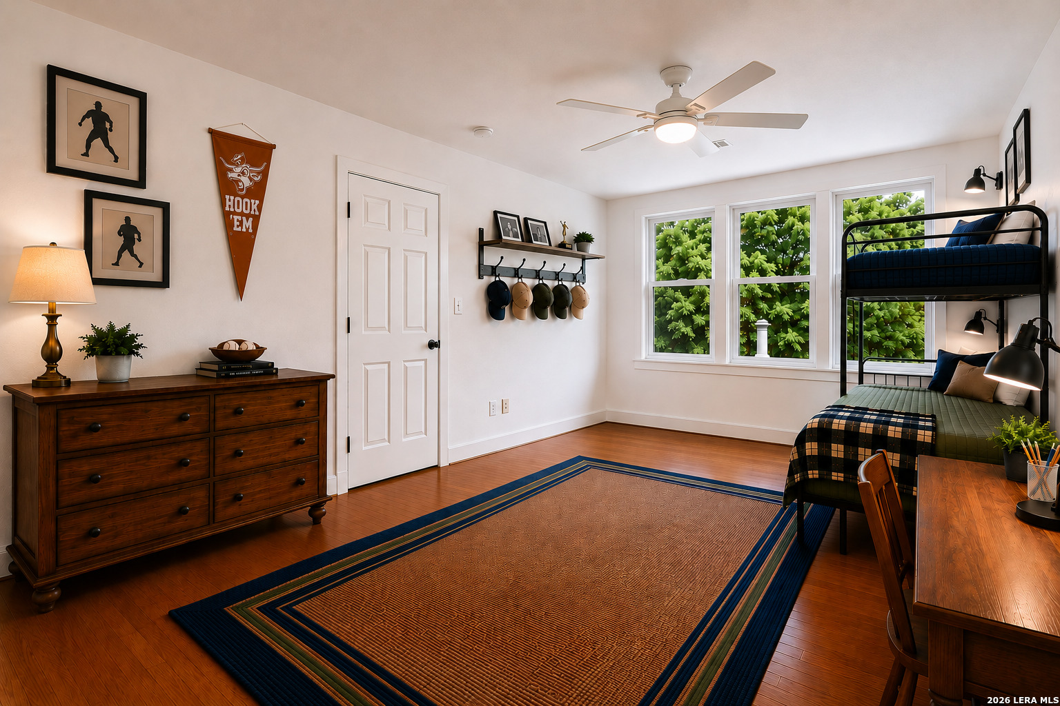 120 LAMONT AVE