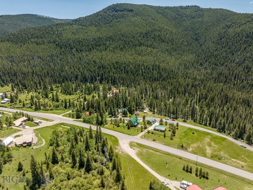 2052 US Highway 89 N