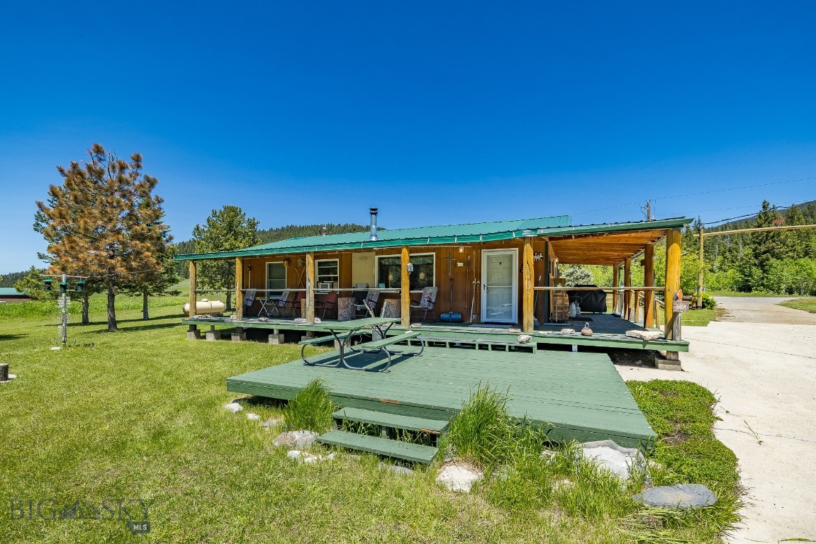 2052 US Highway 89 N