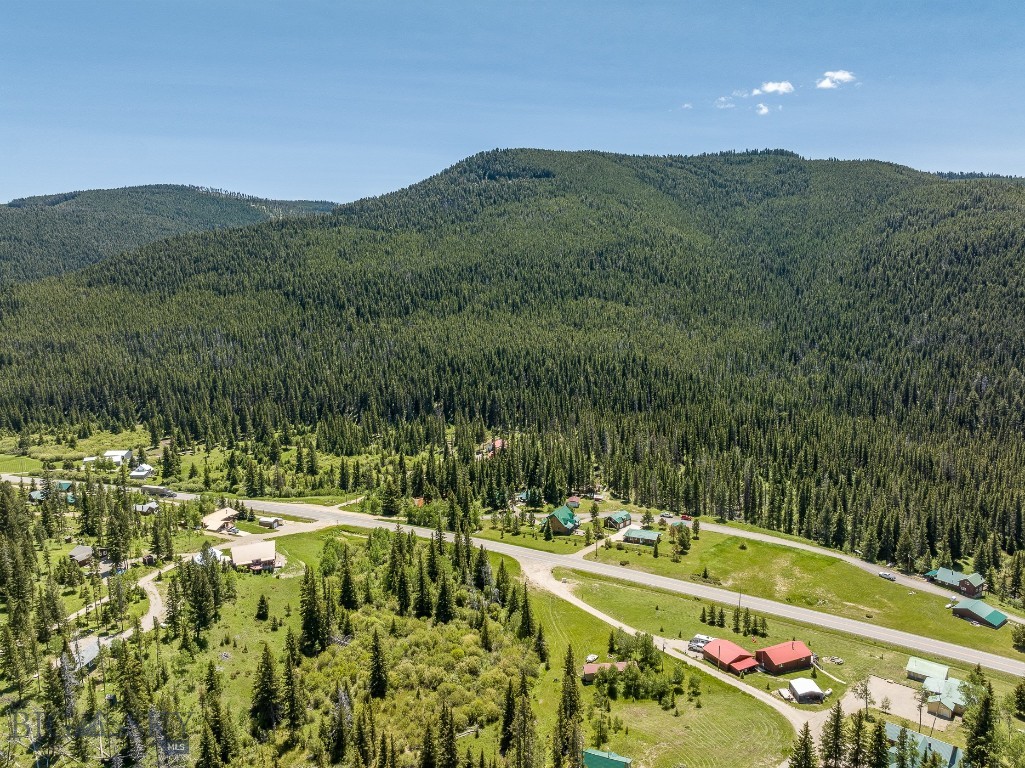 2052 US Highway 89 N