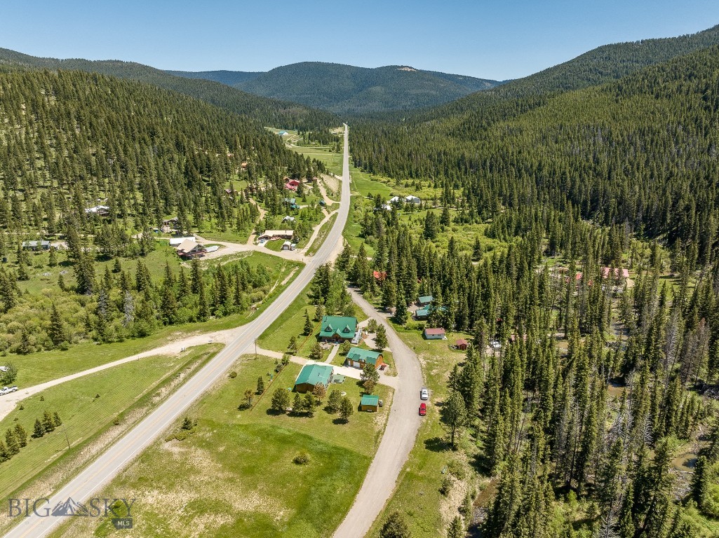 2052 US Highway 89 N