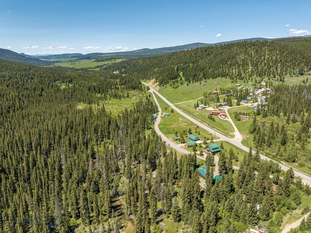 2052 US Highway 89 N