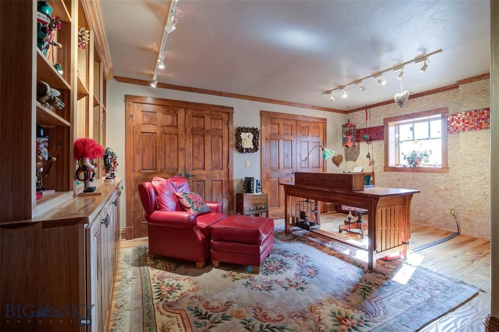 250 Wapiti Peak Trail
