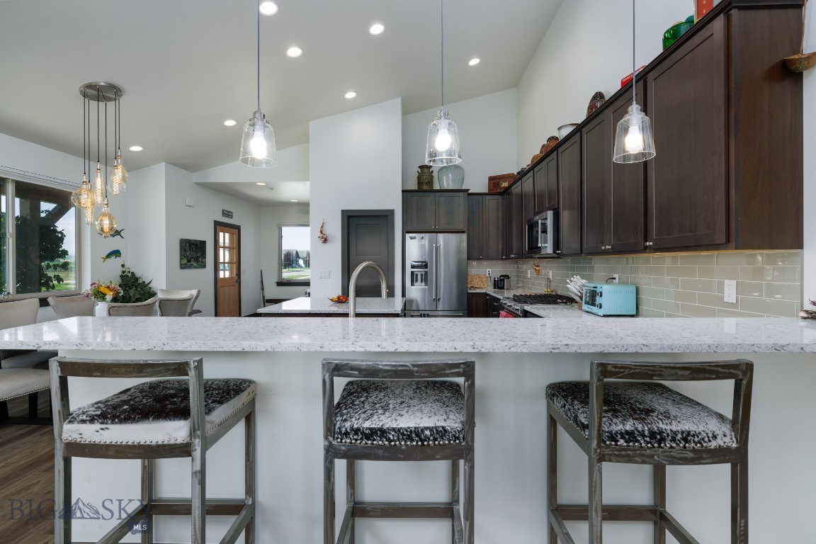55 E Shade Tree Lane