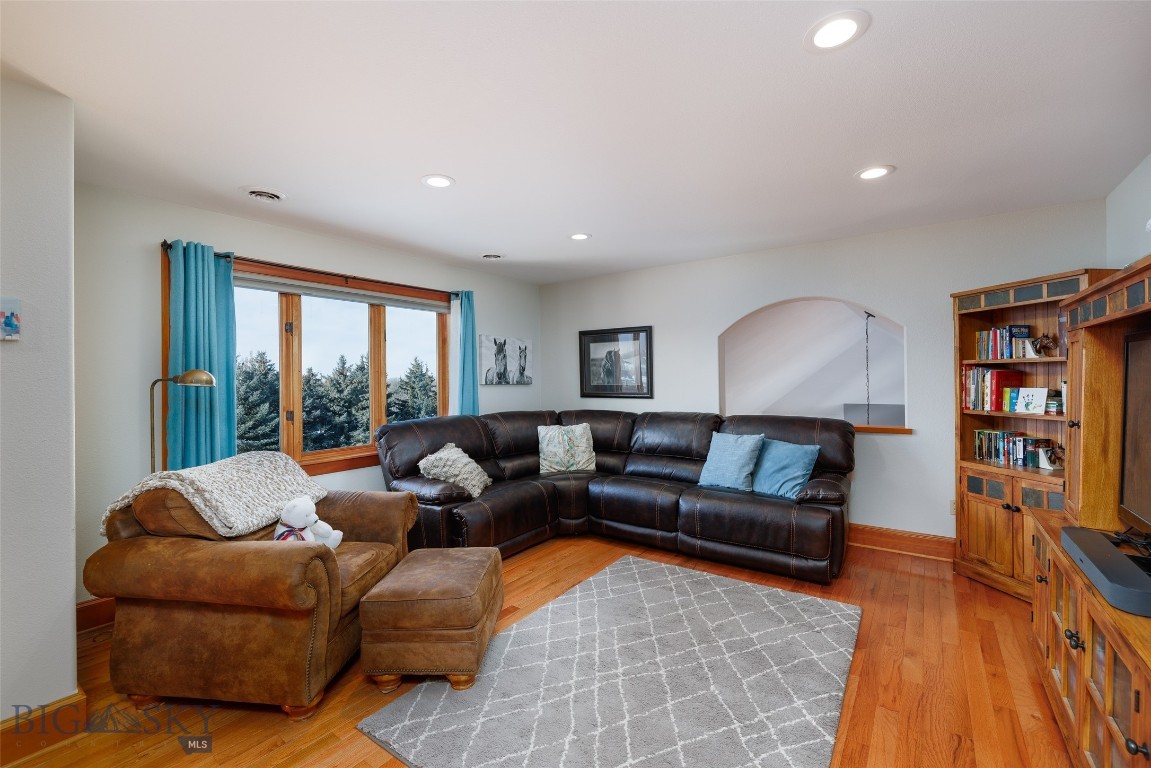 4055 Sourdough Road