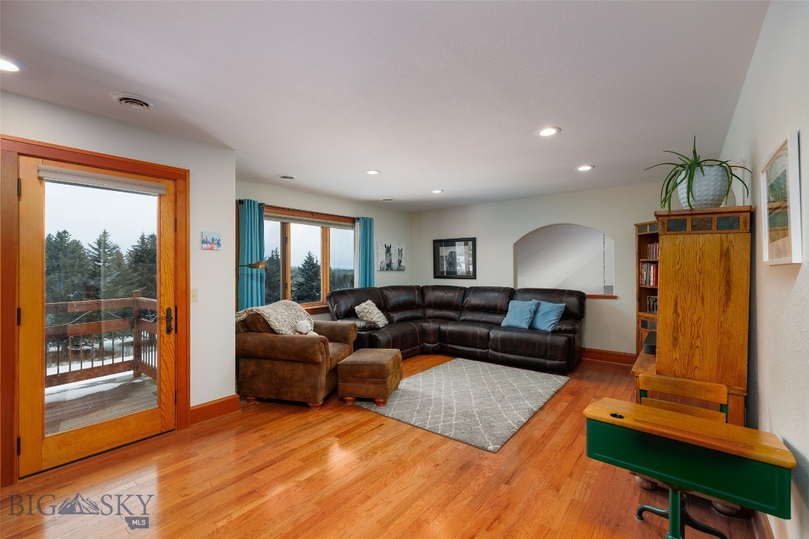 4055 Sourdough Road