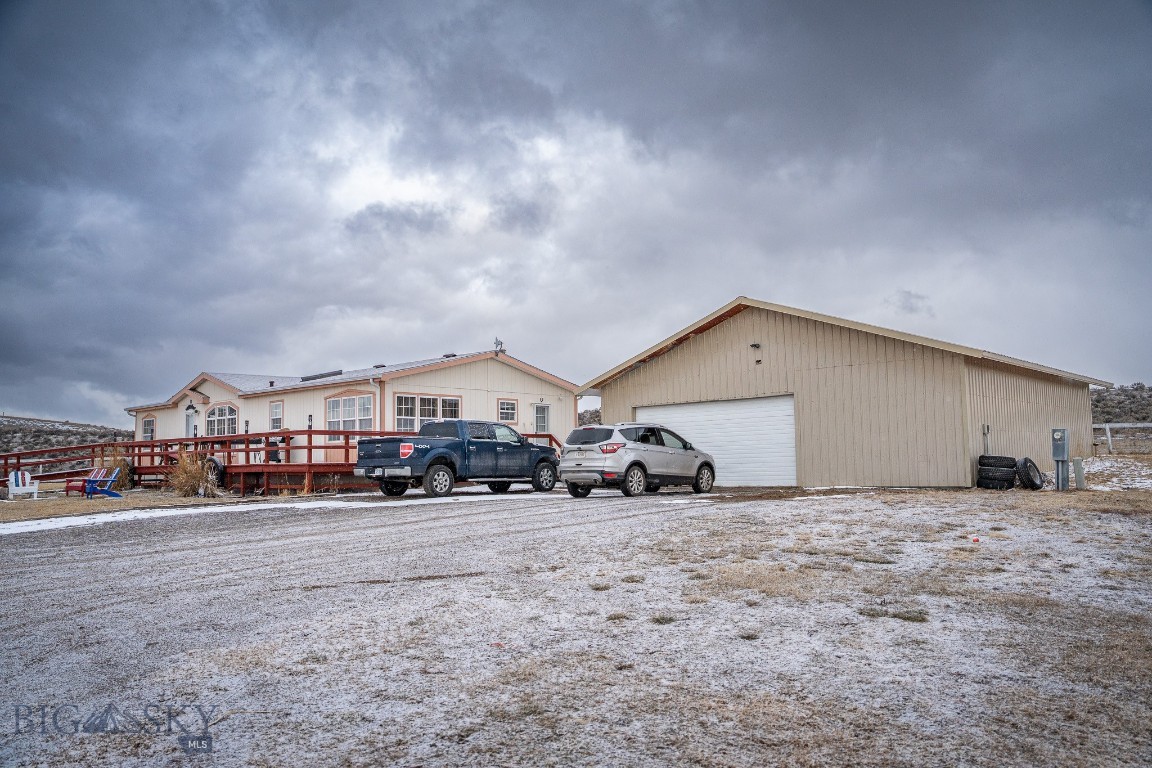 2440 US Highway 89 N