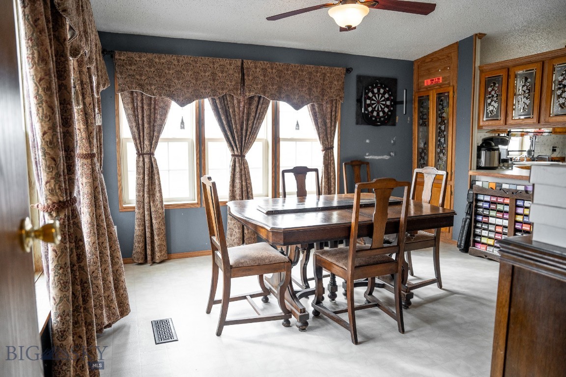 2440 US Highway 89 N