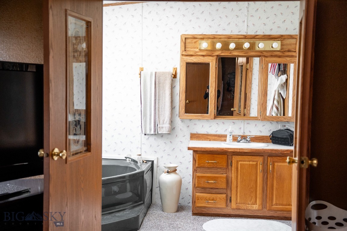 2440 US Highway 89 N