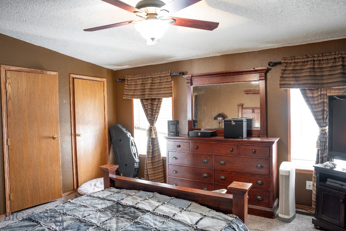 2440 US Highway 89 N