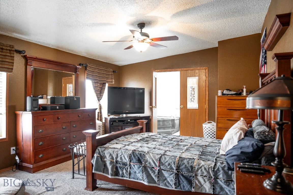 2440 US Highway 89 N