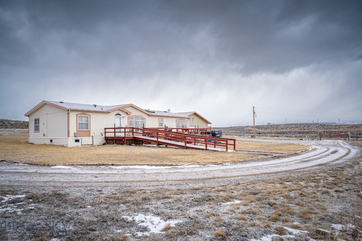 2440 US Highway 89 N