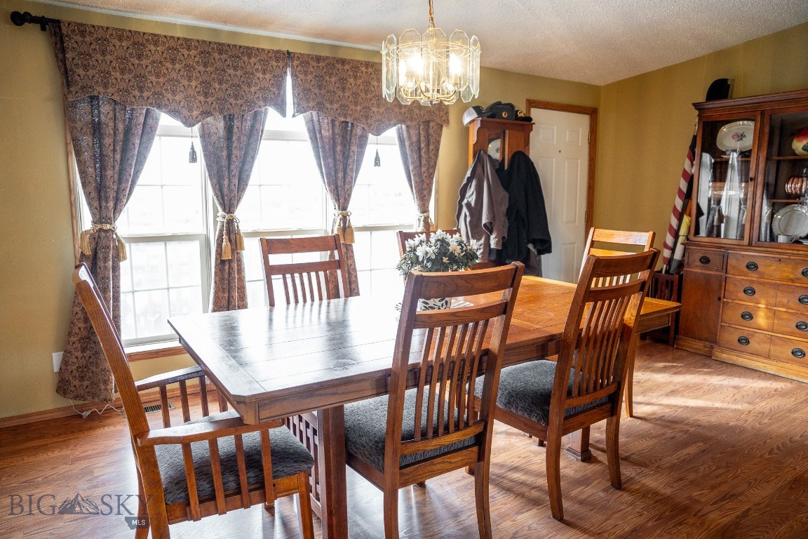 2440 US Highway 89 N