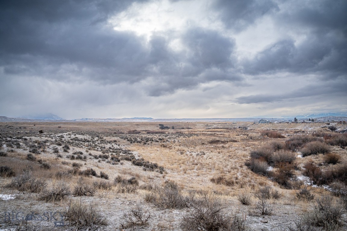 2440 US Highway 89 N