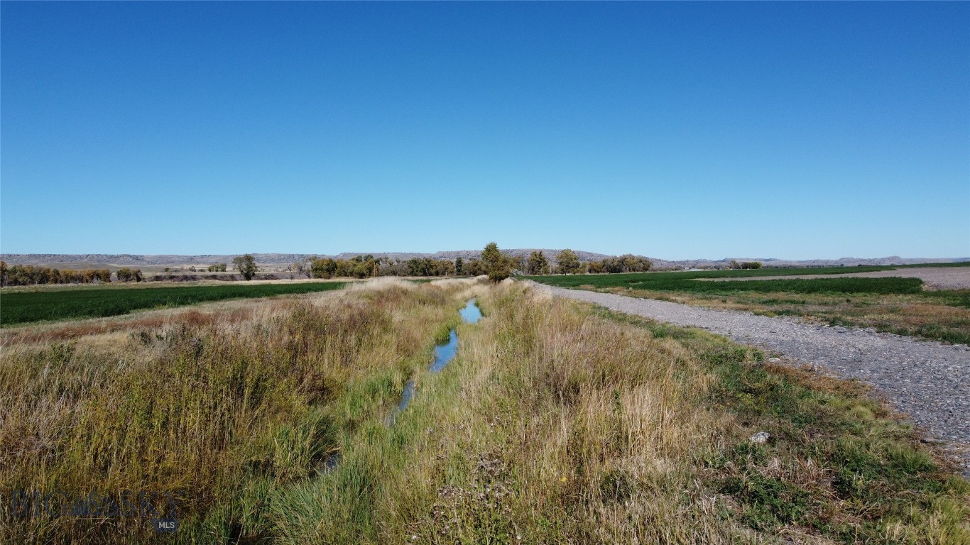857 Highway 10 West