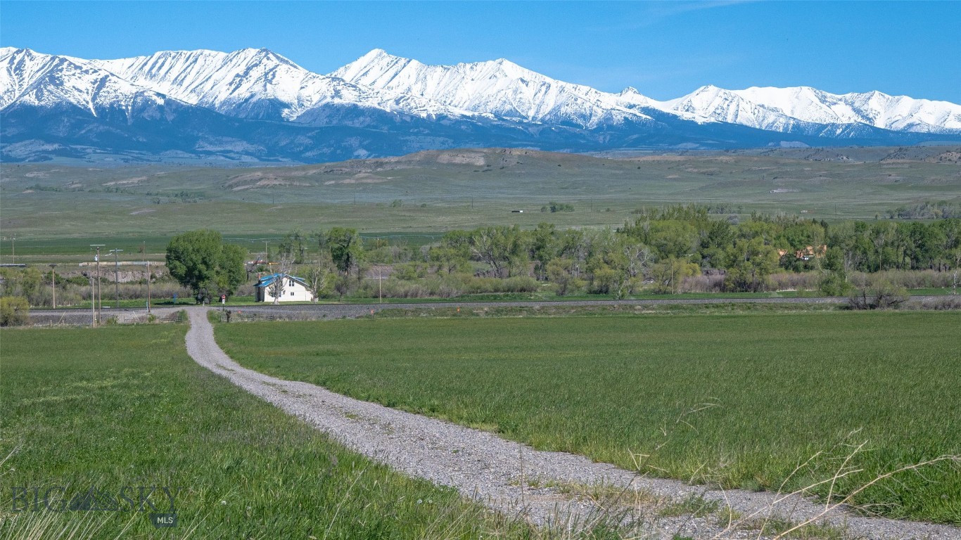 857 Highway 10 West