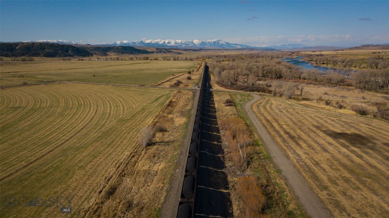 857 Highway 10 West