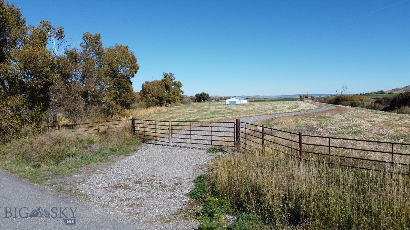 857 Highway 10 West