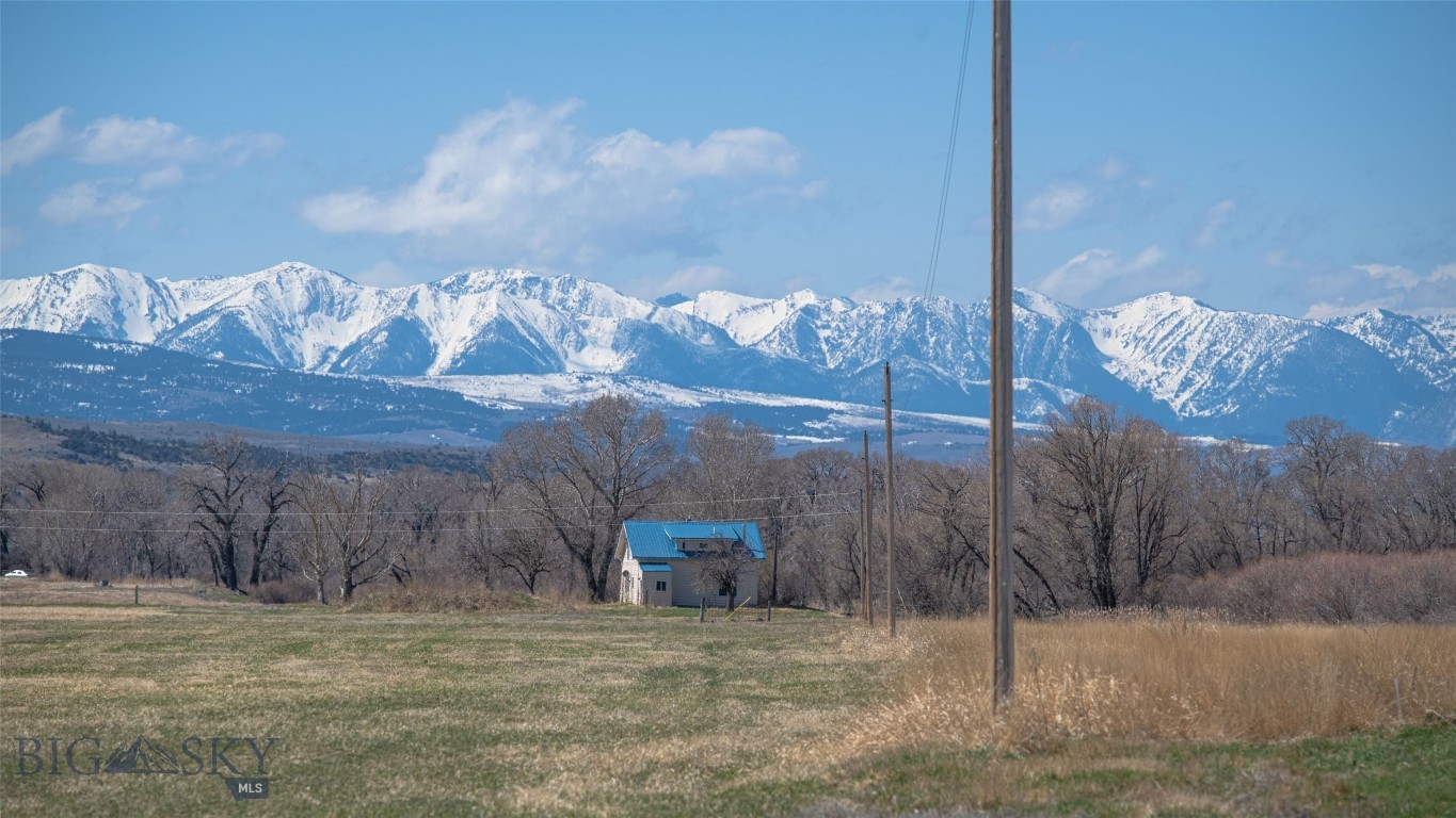 857 Highway 10 West