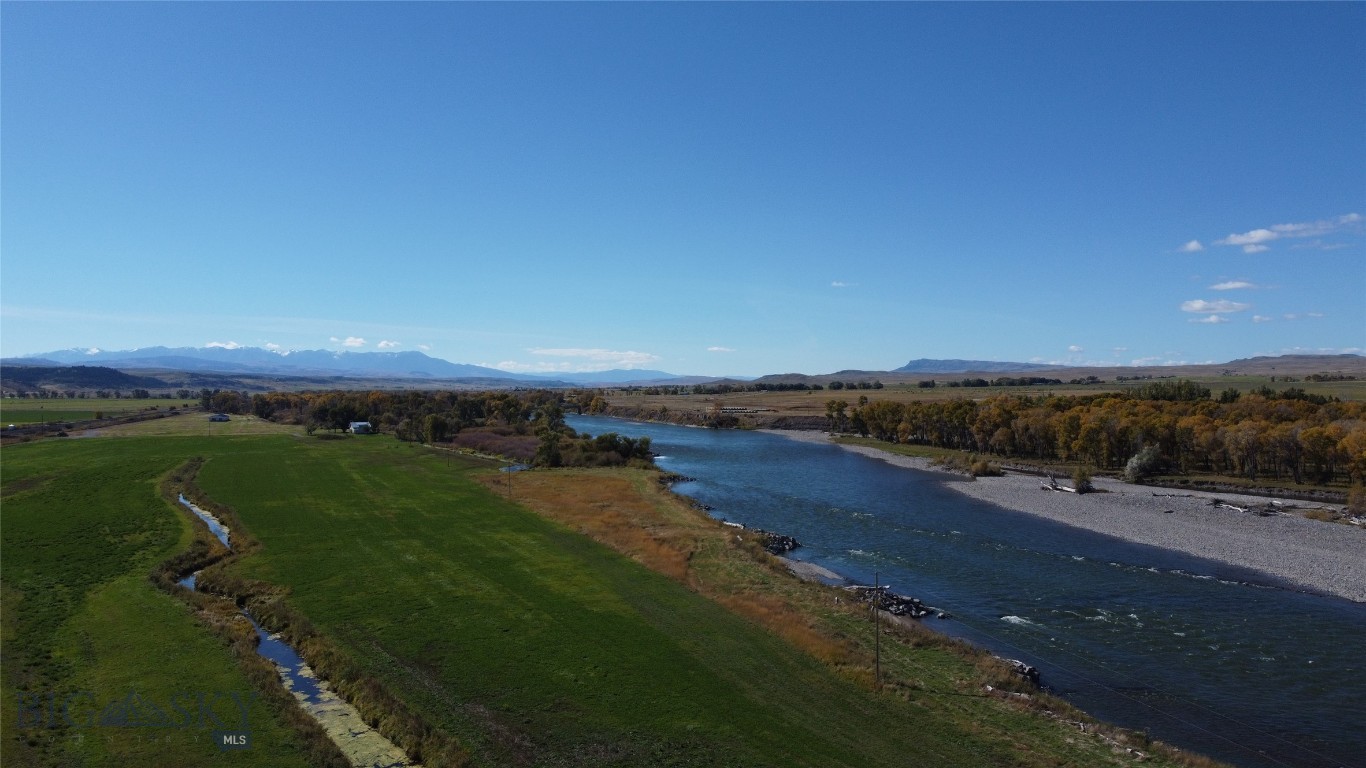 857 Highway 10 West