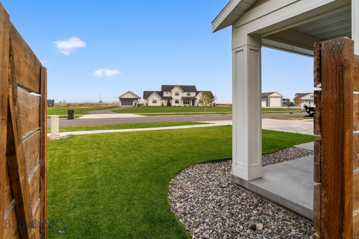 675 Stewart Loop