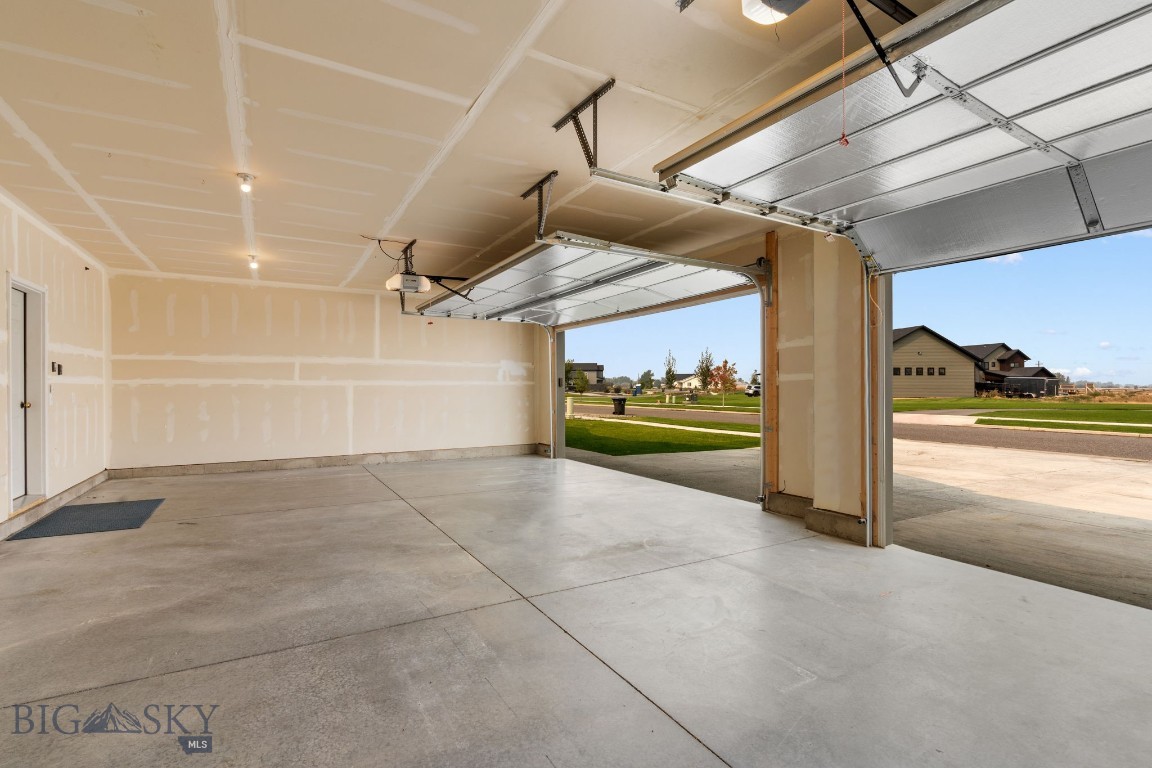 675 Stewart Loop